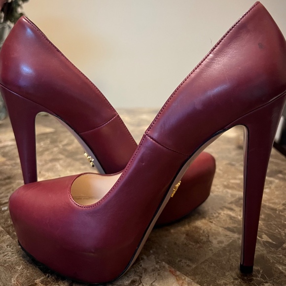 Prada Platform Pumps - Women's 38 - Picture 3 of 8